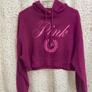 VS PINK Logo Crop Hoodie in Berry Plum